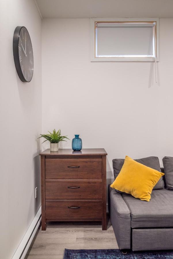 Spacious Newly Renovated 1 Bedroom Suite 핼리팩스 외부 사진
