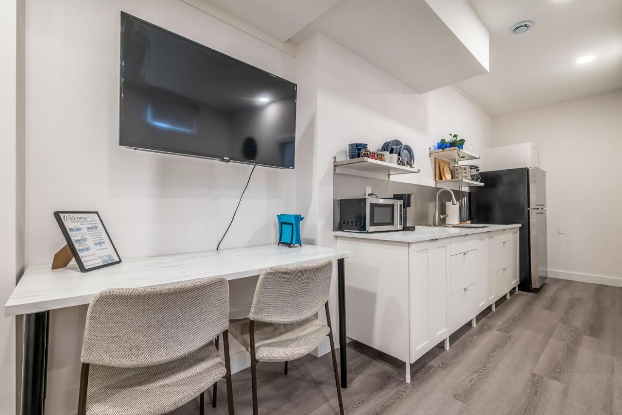 Spacious Newly Renovated 1 Bedroom Suite 핼리팩스 외부 사진