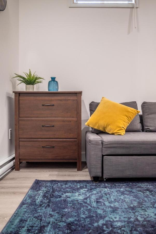 Spacious Newly Renovated 1 Bedroom Suite 핼리팩스 외부 사진
